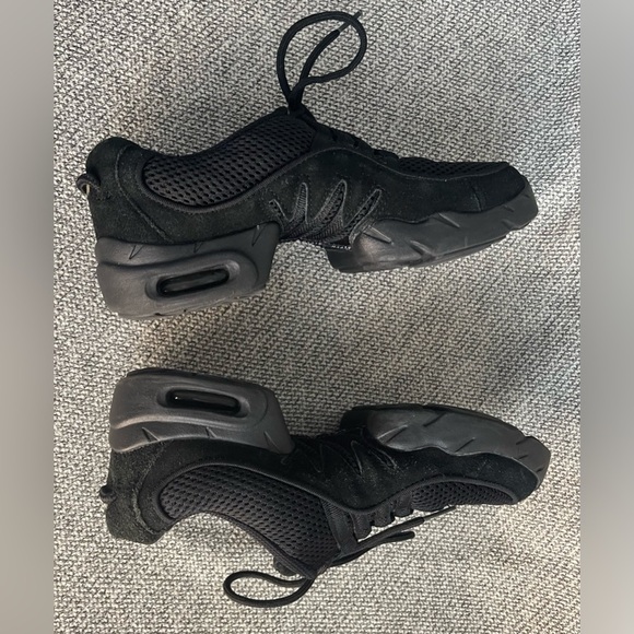 Bloch Black Athletic Shoes with Streamlined Design - Picture 8 of 10